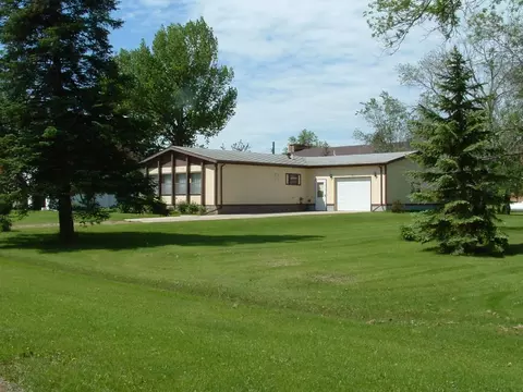 423 Grey Ave E, Bowdon, ND 58418 photo 3