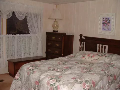 423 Grey Ave E, Bowdon, ND 58418 photo 9