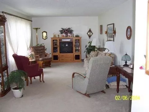 816 6th Ave S, Edgeley, ND 58433 photo 5