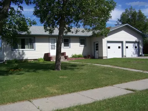 106 Florence St S, Streeter, ND 58483 photo 1