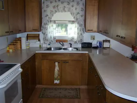 106 Florence St S, Streeter, ND 58483 photo 11