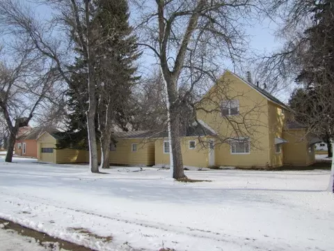 381 Chadwick Ave, Mchenry, ND 58464 photo 3