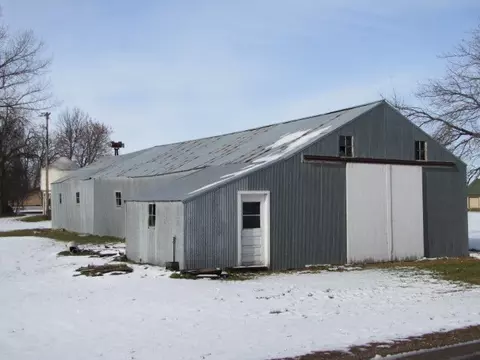 381 Chadwick Ave, Mchenry, ND 58464 photo 12