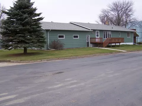 603 6th Ave W, Edgeley, ND 58433 photo 2