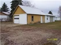 402 9th Ave W, Edgeley, ND 58433 photo 2