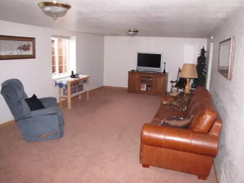 320 11th Ave S, Carrington, ND 58421 photo 14