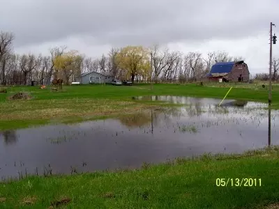 7355 12th St SE, Pingree, ND 58476 photo 2