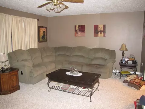 1480 3rd St S, Carrington, ND 58421 photo 4