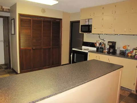 1480 3rd St S, Carrington, ND 58421 photo 3