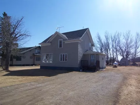 418 Waters St, Pingree, ND 58476 photo 1