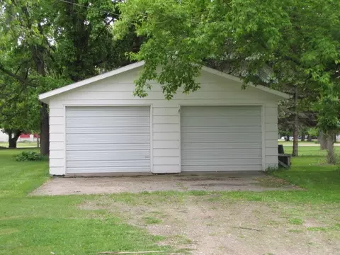 278 Chadwick Ave, Mchenry, ND 58464 photo 2