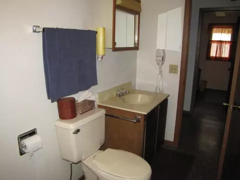 278 Chadwick Ave, Mchenry, ND 58464 photo 12