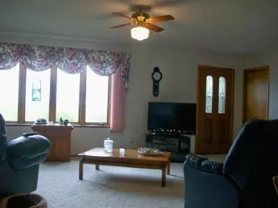 517 4th Ave E, Gackle, ND 58442 photo 5
