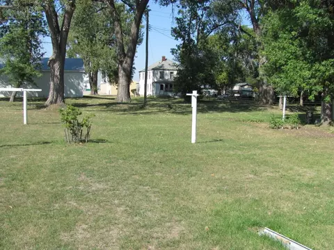 310 7th Ave W, Edgeley, ND 58433 photo 3