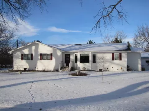 221 Drummond St S, Mchenry, ND 58464 photo 1