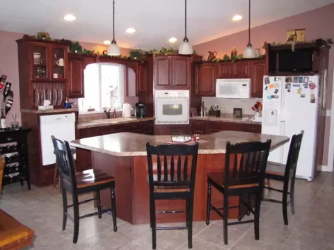 221 Drummond St S, Mchenry, ND 58464 photo 2