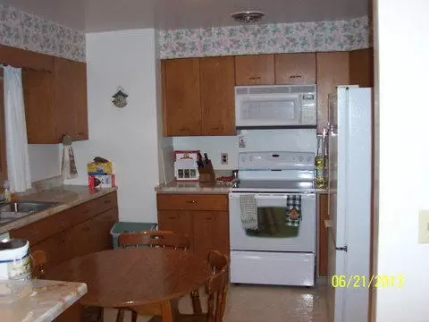 411 3rd Ave W, Edgeley, ND 58433 photo 4