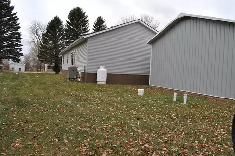 210 2nd Ave N, Buchanan, ND 58420 photo 23