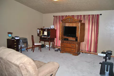 210 2nd Ave N, Buchanan, ND 58420 photo 3
