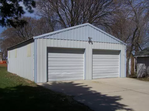 212 7th Ave E, Edgeley, ND 58433 photo 2