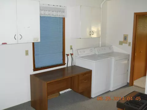 715 3rd St W, Edgeley, ND 58433 photo 5
