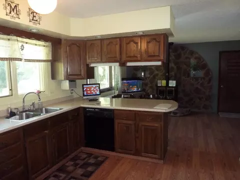 1430 76th Ave SE, Pingree, ND 58476 photo 4