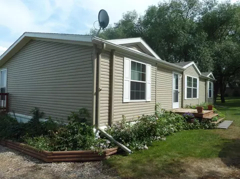 508 Main St N, Buchanan, ND 58420 photo 17