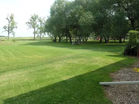 508 Main St N, Buchanan, ND 58420 photo 7