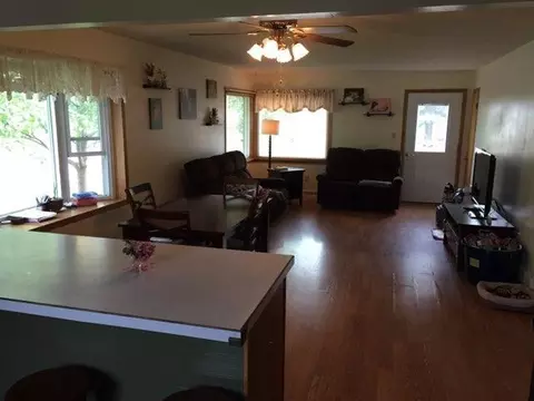 415 7th Ave W, Edgeley, ND 58433 photo 5
