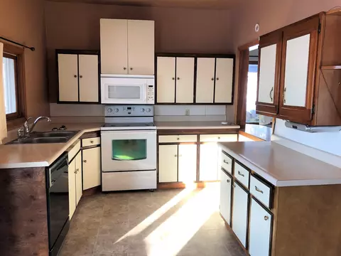 149 Hurd Ave, Mchenry, ND 58464 photo 5