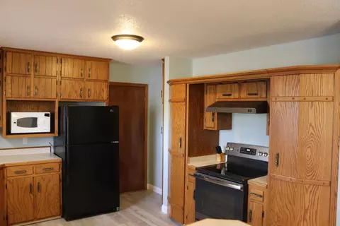 804 Riverview Dr, Valley City, ND 58072 photo 7