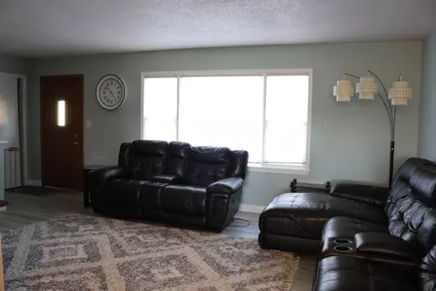 804 Riverview Dr, Valley City, ND 58072 photo 5