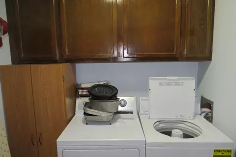 327 Maple St E, Gackle, ND 58442 photo 6