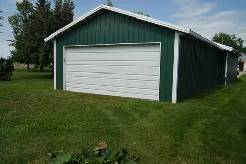 107 9th Ave E, Edgeley, ND 58433 photo 8