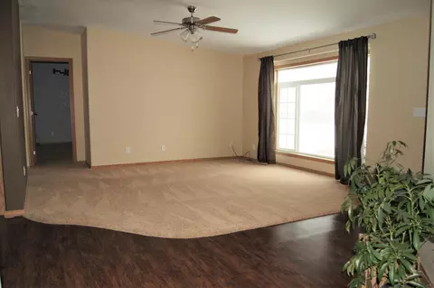 108 1 12 Ave, Edgeley, ND 58433 photo 14