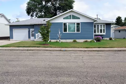 812 5th Ave, Edgeley, ND 58433 photo 2