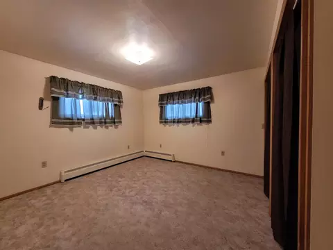812 5th Ave, Edgeley, ND 58433 photo 32