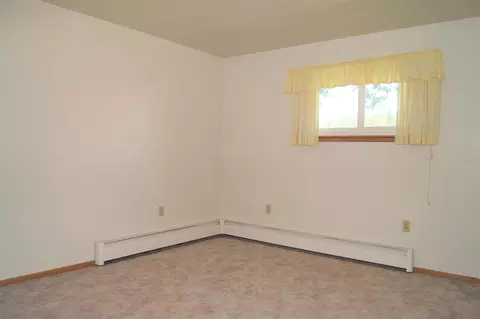 812 5th Ave, Edgeley, ND 58433 photo 41