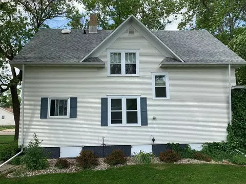 504 1st Ave SE, Ashley, ND 58413 photo 5