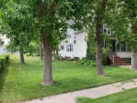 504 1st Ave SE, Ashley, ND 58413 photo 6