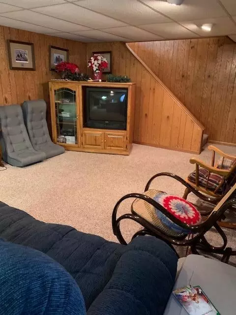 809 3rd St N, Ellendale, ND 58436 photo 46