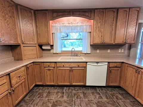 809 3rd St N, Ellendale, ND 58436 photo 67