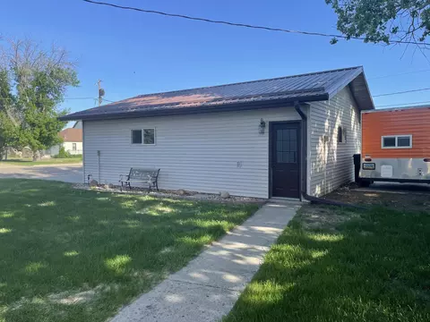 1493 3rd St N, Carrington, ND 58421 photo 28