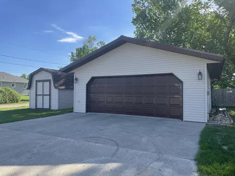 1493 3rd St N, Carrington, ND 58421 photo 35