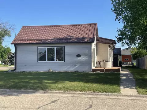 1493 3rd St N, Carrington, ND 58421 photo 39