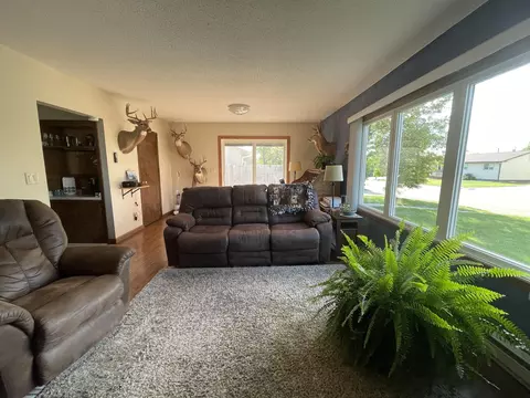 1493 3rd St N, Carrington, ND 58421 photo 8