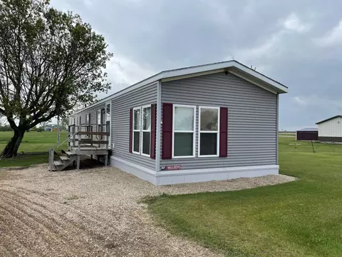 1154 1152 Us-281, Pingree, ND 58476 photo 2