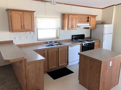 1154 1152 Us-281, Pingree, ND 58476 photo 6