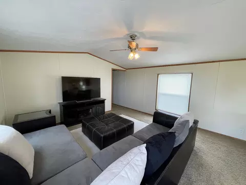 1154 1152 Us-281, Pingree, ND 58476 photo 4