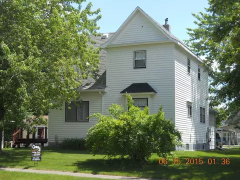 407 6th Ave W, Edgeley, ND 58433 photo 1
